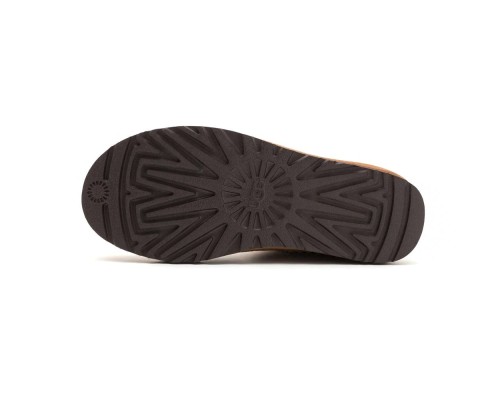 UGG CLASSIC MINI CRESENT CHESTNUT