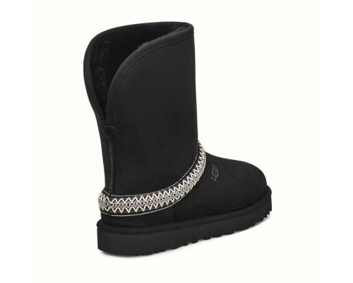 UGG CLASSIC SHORT CRESCENT BLACK