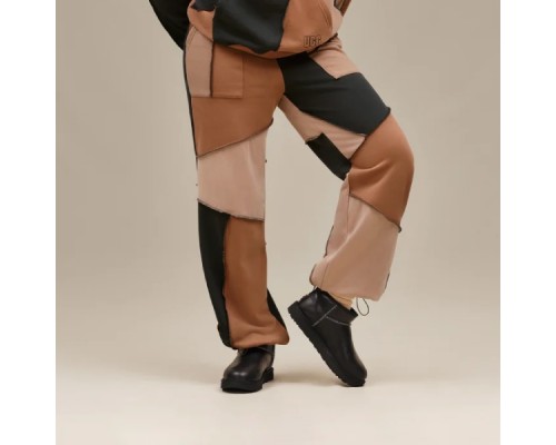 CLASSIC ULTRA MINI LEATHER BLACK