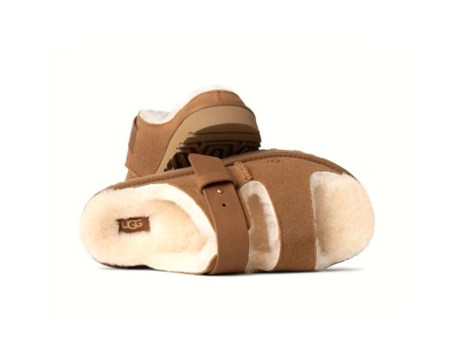 UGG WOMEN'S GREENPORT STRAP SLIDE CHESTNUT