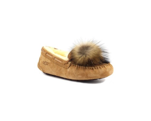 UGG MOCCASINS DAKOTA POM POM CHESTNUT