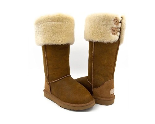 UGG OVER THE KNEE BAILEY BUTTON II CHESTNUT BOMBER