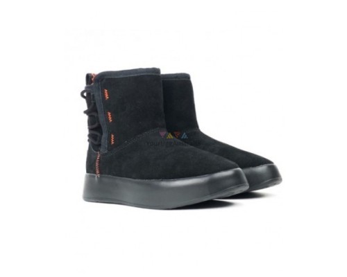 UGG WOMEN'S CLASSIC BOOM ANKLE BOOT BLACK