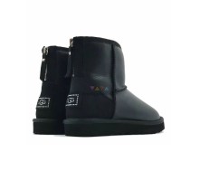 UGG CLASSIC II MINI ZIP METALLIC BLACK