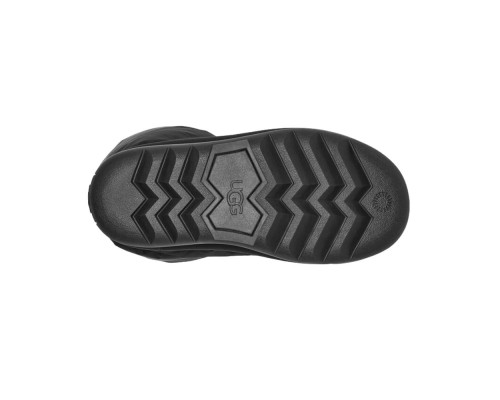 UGG CLASSIC MAXI SHORT BLACK