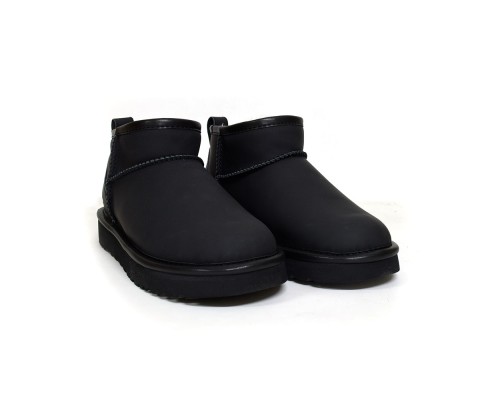 UGG CLASSIC ULTRA MINI LEATHER BLACK