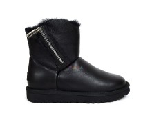 UGG MINI OBLIQUE ZIP BLACK