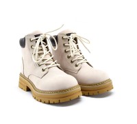 UGG TROPHY BOOT WOMENS SAND