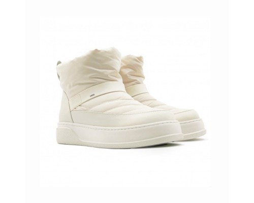 UGG CLASSIC MINI MASCOT WHITE