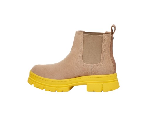 UGG ASHTON CHELSEA BOOT SAND