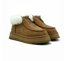 UGG FUNKETTE PLATFORM BOOTS CHESTNUT