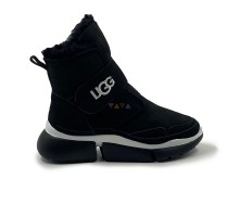 UGG DAKOTA BLACK