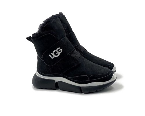 UGG DAKOTA BLACK