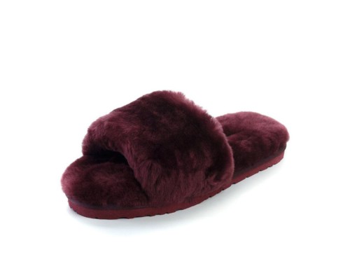 UGG FLUFF SLIDE SLIPPERS DARK PURPLE