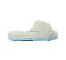 UGG FLUFF SLIDE SLIPPERS WHITE