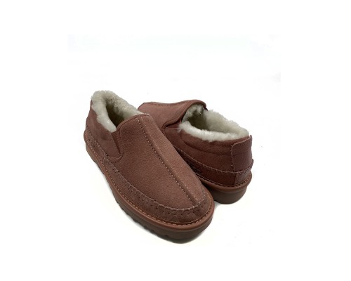 UGG STITCH SLIP ON CHOCOLATE