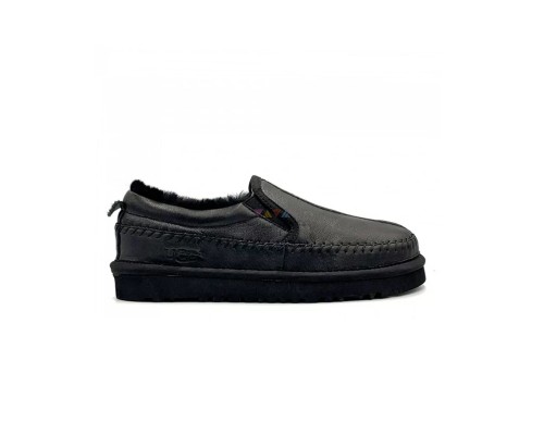 UGG STITCH SLIP ON LEATHER BLACK