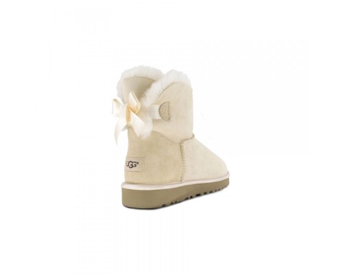 UGG BAILEY BOW MINI II METALL SAND