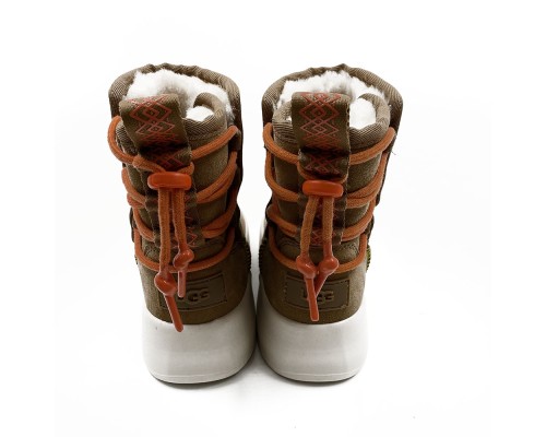 UGG WOMEN'S CLASSIC BOOM ANKLE BOOT CHESTNUT