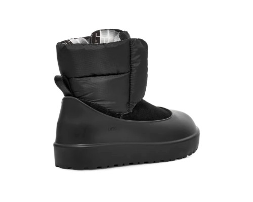 UGG CLASSIC MAXI TOGGLE BLACK
