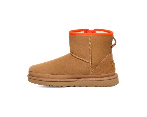 UGG CLASSIC MINI ZIPPER TAPE LOGO CHESTNUT