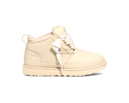 UGG NEUMEL FT WHITE LEATHER