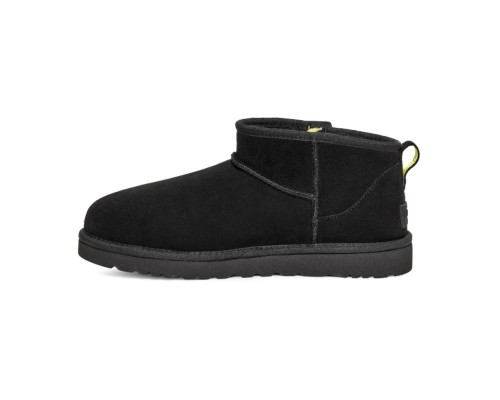 UGG WOMEN'S ULTRA MINI BLACK ZIP